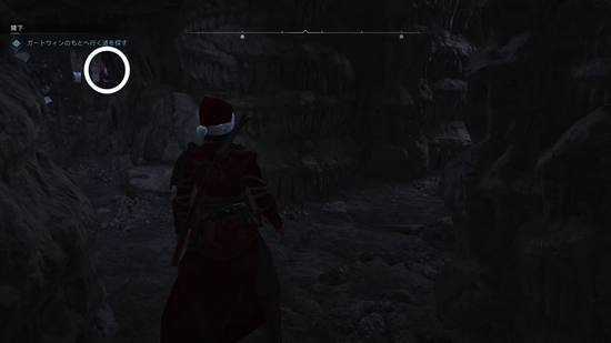 洞窟内を道なりに進む10