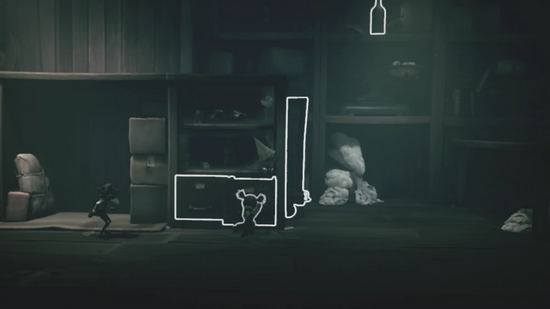 引き出しを開ける