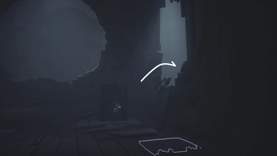 右の壁から先へ