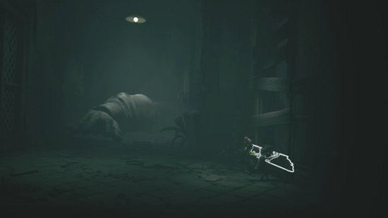 急いで木の板を外す