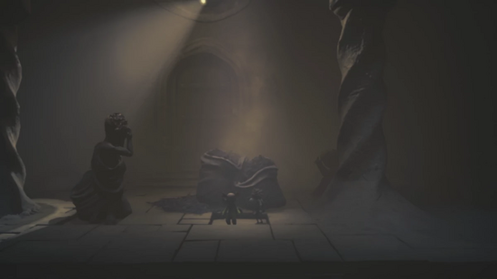 仕掛け床を一緒に踏む