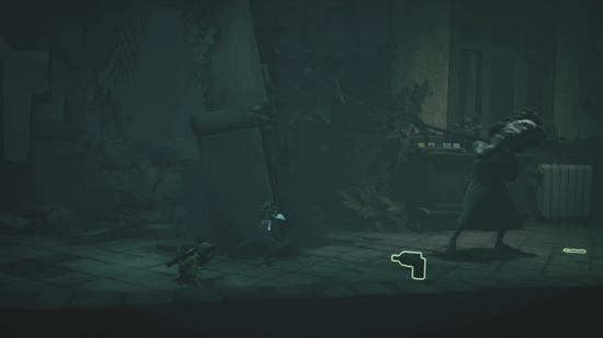 ナースからカギを奪う