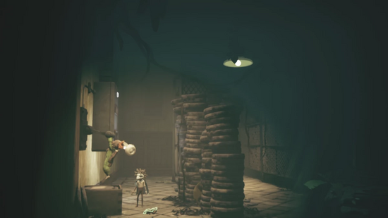 ヒューズを入手する