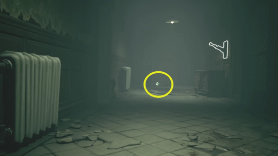 精神病院の人形4