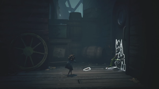 扉を壊して進む