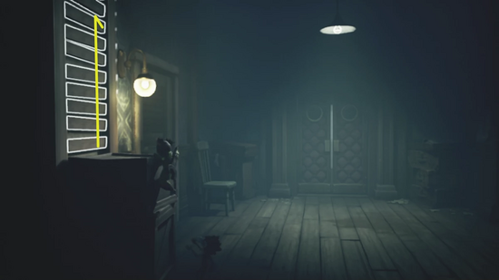 持ち上げ協力で壁を登る