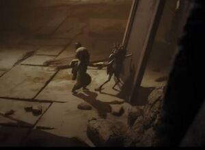 手を繋いで鏡の中に入っていく