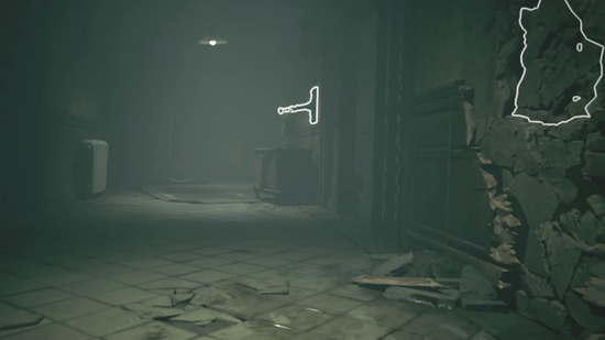 ロゥが扉を開けてアローンが先へ進む