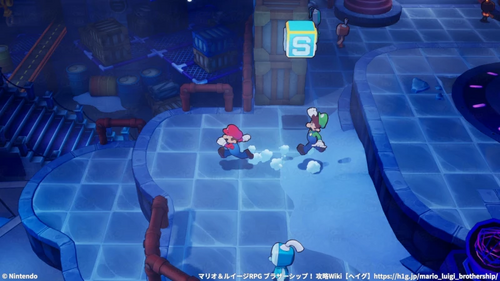 地下1階の東側から地下2階へ