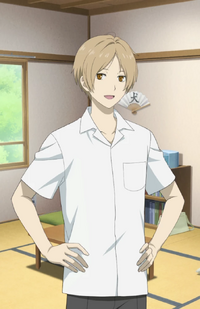 学校の夏用制服