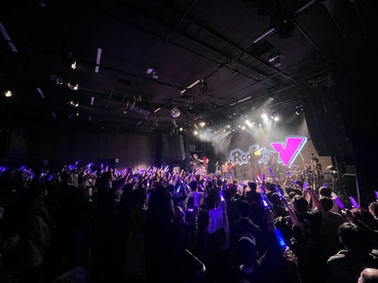 68d0bbb69a35b 158928-10-70e8c55cc7888f12782df660a81d7b18-1999x1500.jpg