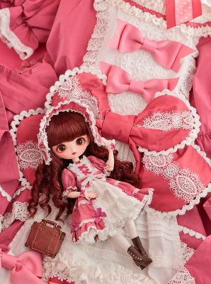 689462e6a55f1 bodyimage1.jpeg