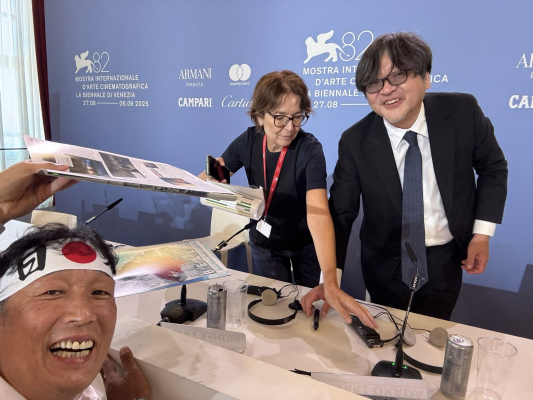 68bf751c5b3df bodyimage5.jpeg