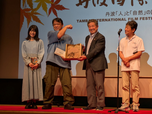 68f82592967ca bodyimage2.jpeg