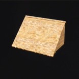 石造りの三角屋根A