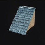 木造りの三角屋根B