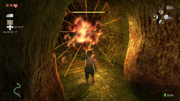 カンテラを使い、暗い参道を抜ける